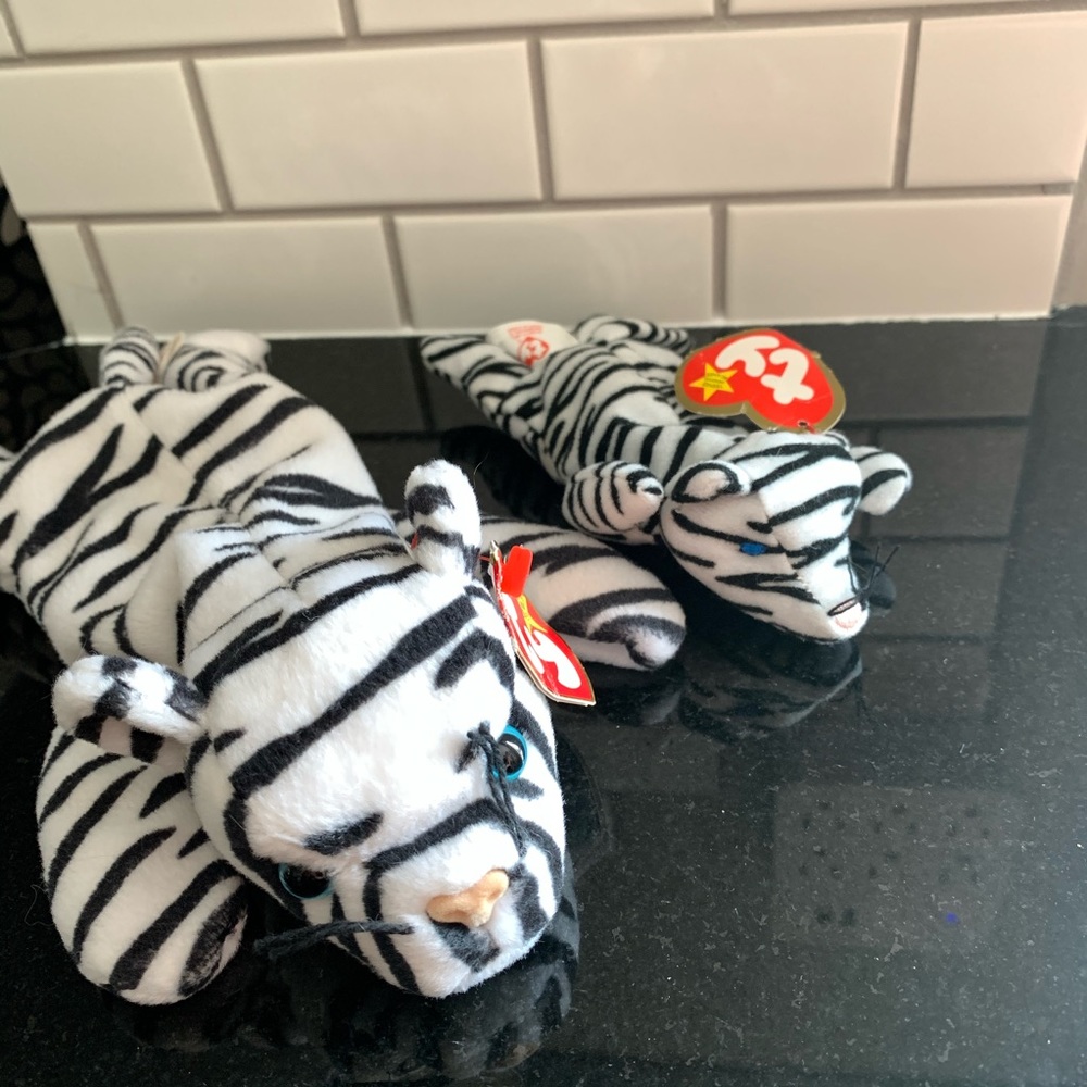 Blizzard mom and baby beanie babies!